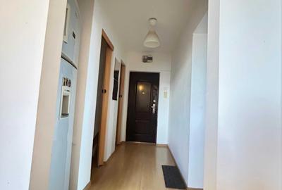 Apartament cu 2 camere decomandat în Alexandru Obregia