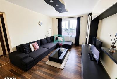 Apartament cu 3 camere decomandat în Astra