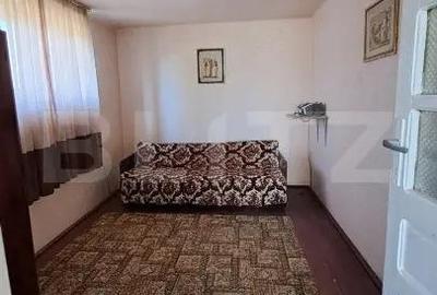Casă cu Teren 1700 Mp în Central - 1