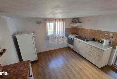 Casă cu 4 camere cu Teren 459 Mp în Central