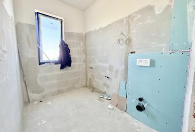 Apartament cu 3 camere semidecomandat în Moșnița Nouă - 12