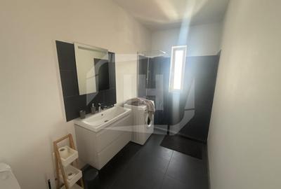 Apartament cu 2 camere semidecomandat, mobilat în Central - 8