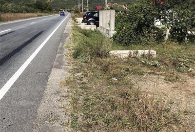 Teren de 4300 mp, în Central
