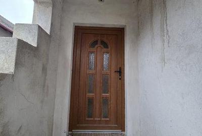 Casă cu 4 camere cu Teren 200 Mp în Central - 6