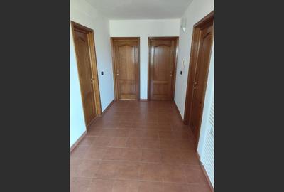 Casă cu 5 camere cu Canalizare în Goruna - 8