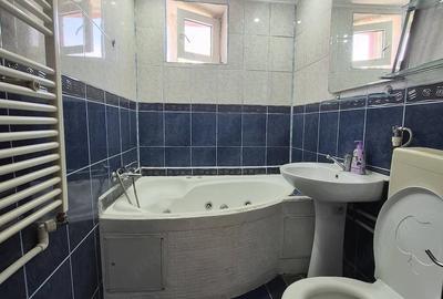 Apartament cu 2 camere semidecomandat în Berceni