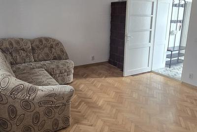 Casă cu 3 camere cu Teren 200 Mp în Moșnița Nouă