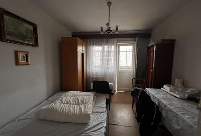 Apartament cu 3 camere decomandat în Fortuna - 8