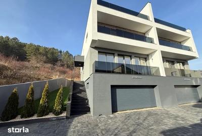 Casă cu 5 camere cu Teren 300 Mp în Florești