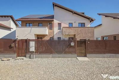 Casă cu 4 camere cu Teren 250 Mp în Noua