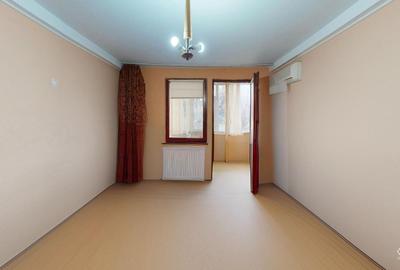 Apartament cu 3 camere semidecomandat în Central - 4
