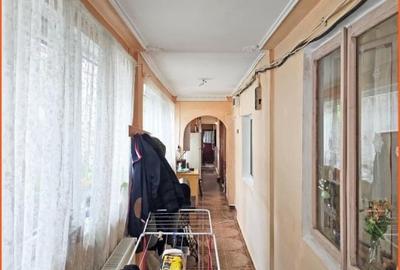 Casă cu 5 camere cu Canalizare în Giulești - 12