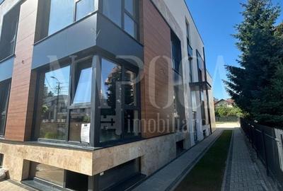 Apartament cu 4 camere în Andrei Mureșanu