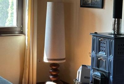 Casă cu 4 camere cu Teren 1700 Mp în Central
