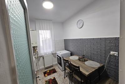 Apartament cu 2 camere decomandat în Bălcescu - 1