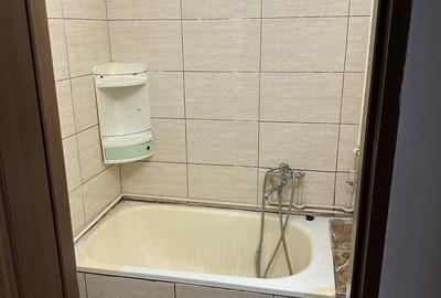 Garsonieră decomandată în Calea Caransebeșului