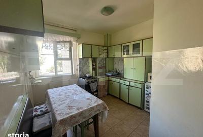 Apartament cu 4 camere decomandat în Micro 16 - 10
