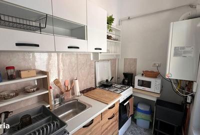 Apartament cu 2 camere semidecomandat în Orașul de Jos