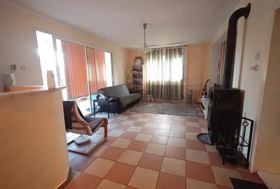 Casă cu 6 camere în Torontalului - 15