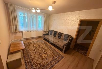 Apartament cu 2 camere semidecomandat, mobilat în Calea București