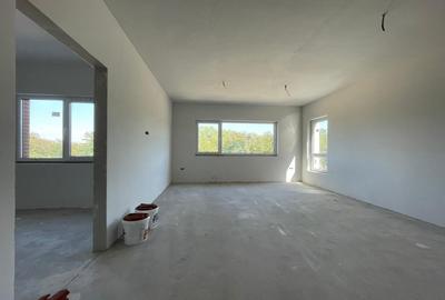 Duplex cu 6 camere cu Canalizare în Borhanci - 2