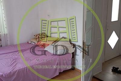 Casă cu 3 camere cu Teren 946 Mp în Central - 8