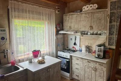 Casă cu 4 camere cu Teren 1500 Mp în Cerghid
