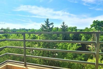 Apartament cu 4 camere în Primăverii