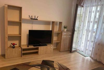 Apartament cu 2 camere decomandat în Trivale