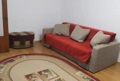 Garsonieră decomandată, mobilată în Tei