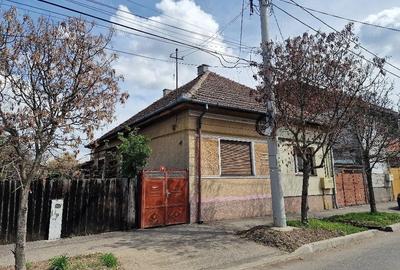Casă cu 2 camere cu Teren 330 Mp în Lunei - 13