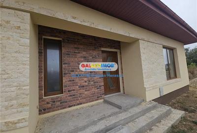 Casă cu 4 camere cu Teren 500 Mp în Tărtășești