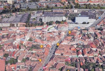 Teren de 450 mp, în Central