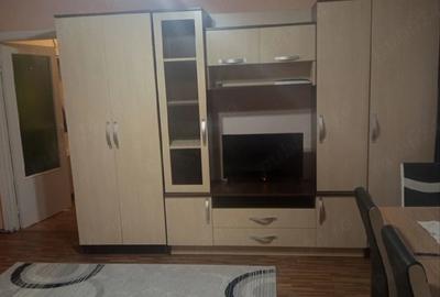 Apartament cu 2 camere semidecomandat în Rogerius