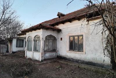 Teren de 1600 mp, în Țigănești