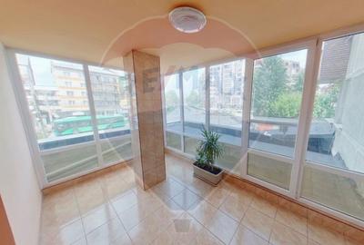 Apartament cu 3 camere decomandat, mobilat în Central - 5