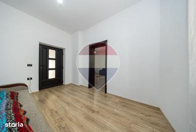 Casă cu 4 camere în Comana