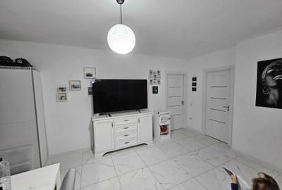 Apartament cu 3 camere decomandat în Florești - 5