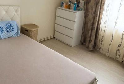 Apartament cu 2 camere decomandat în Steaua