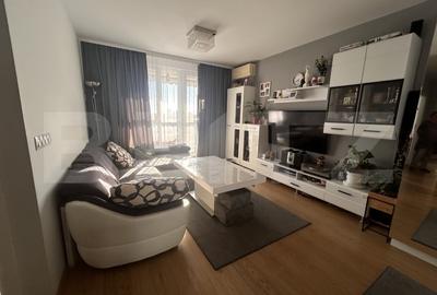 Apartament cu 3 camere decomandat, mobilat în Aradului