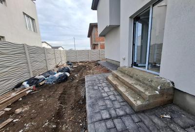 Casă individuală cu 4 camere cu Canalizare în Prelungirea Ghencea - 12