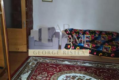 Casă cu 4 camere cu Canalizare în Central - 5