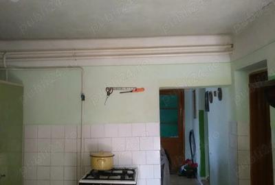 Casă cu 3 camere cu Teren 1960 Mp în Central - 5