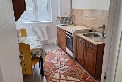 Apartament cu 2 camere decomandat în Central - 2