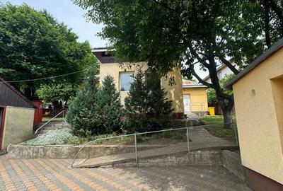 Casă cu 4 camere în Central - 6