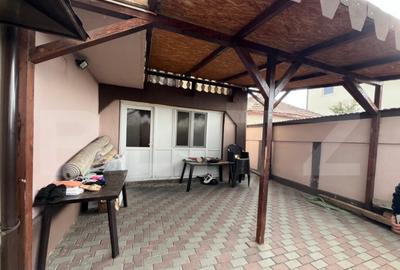 Casă cu 5 camere cu Teren 155 Mp în Brestei