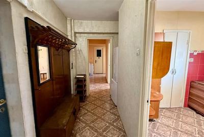 Apartament cu 3 camere decomandat în Podu Roș - 10