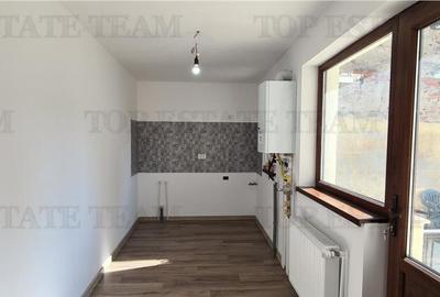 Casă cu 5 camere cu Teren 165 Mp în Domenii - 11