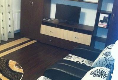 Apartament cu 2 camere decomandat în 9 Mai - 6