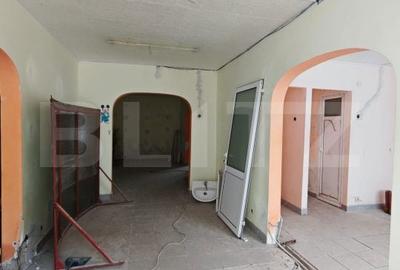 Spațiu comercial, de 49.86 mp, în Central